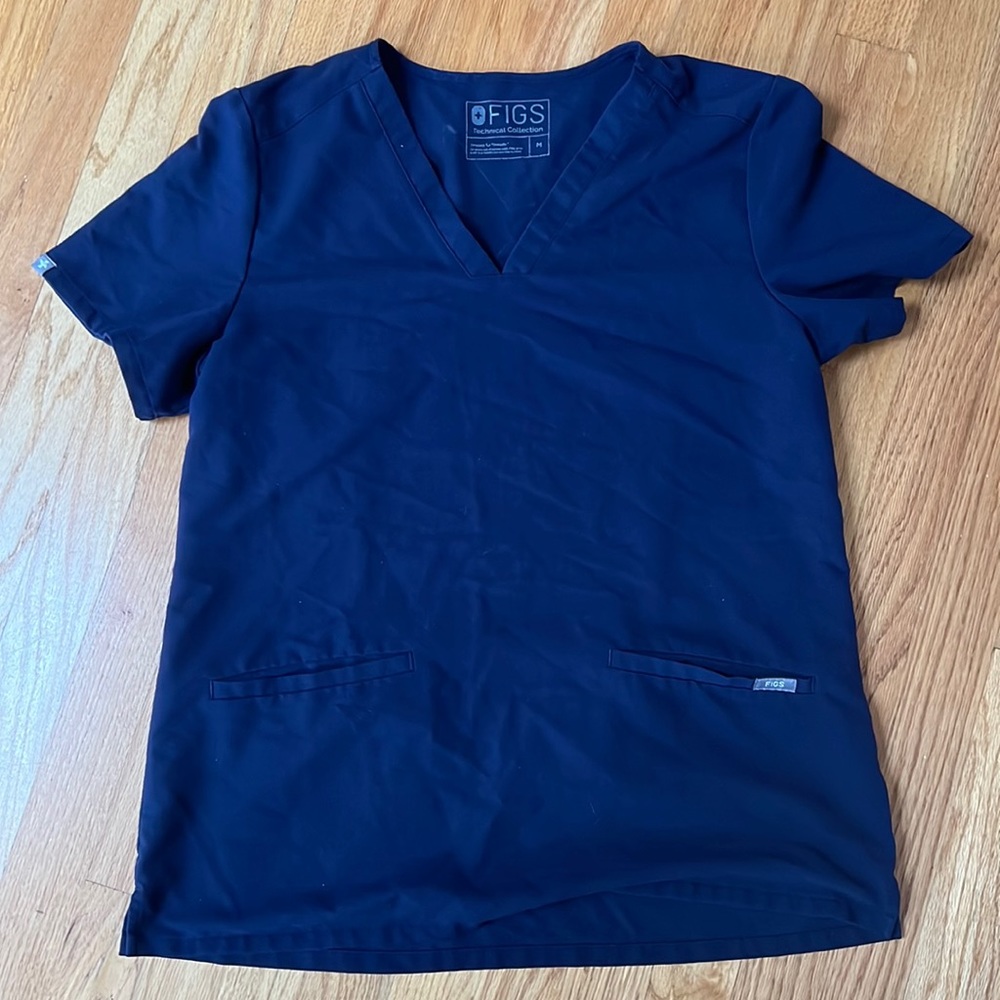 FIGS Scrub Top